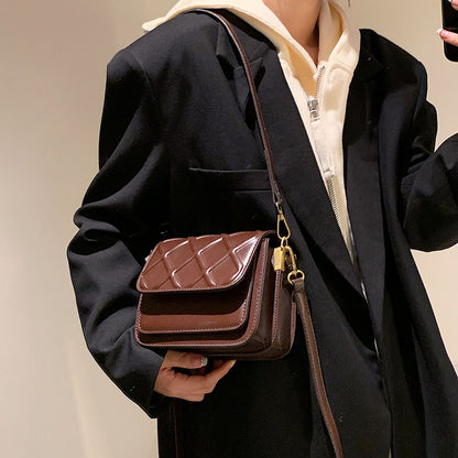 handtasche, damentasche, ledertasche, elegante tasche, luxus tasche
