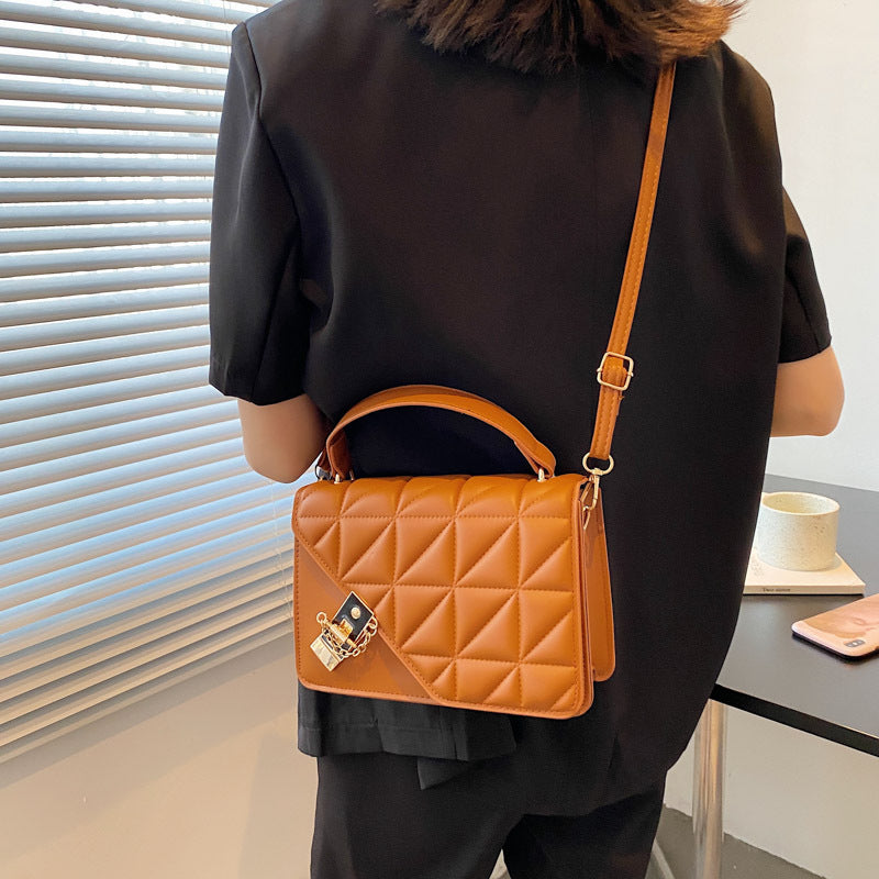 handtasche, damentasche, ledertasche, elegante tasche, luxus tasche
