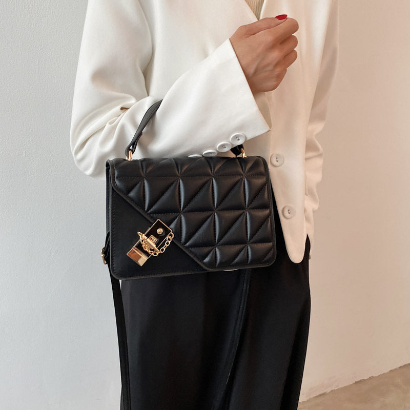 handtasche, damentasche, ledertasche, elegante tasche, luxus tasche
